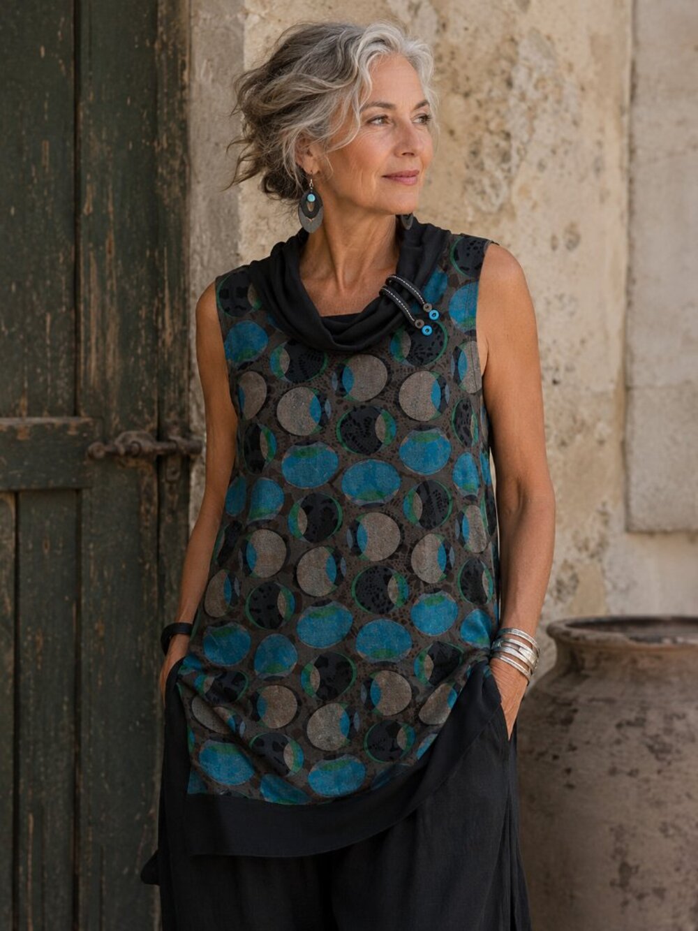 DOLCEZZA Art to Wear Sleeveless Tunic Top Cowl Neck Lagenlook Geo Print Travel S